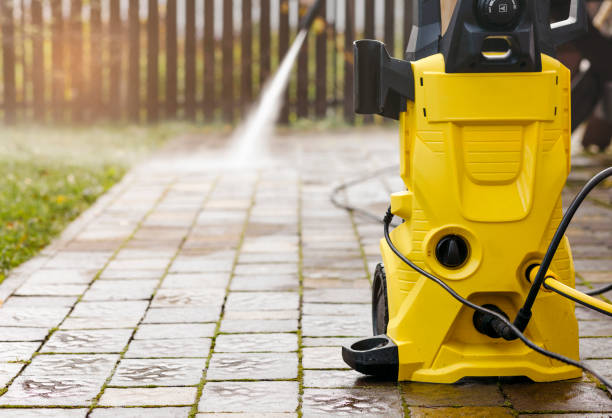Best Animal Enclosure Cleaning  in Pembroke Park, FL